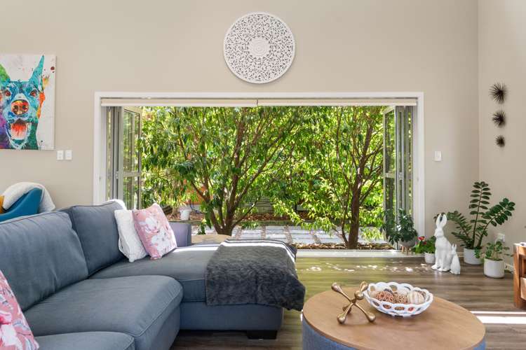 178 Cornwall Road Carterton_9