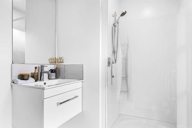 26 Millesimes Way Yaldhurst_12