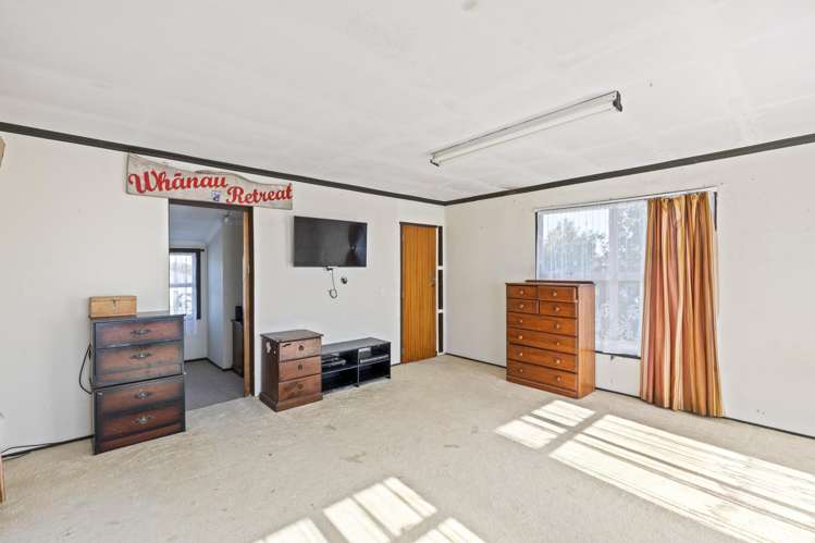 11a Queen Street Waitara_19