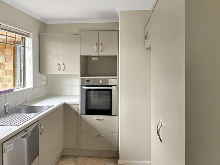 22a Bayliss Close 2392_1