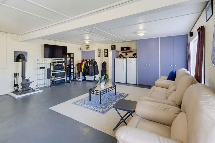 296 Waikawa Road_5