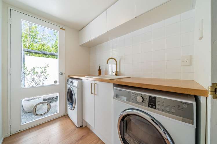 21 The Quarterdeck Whitby_12