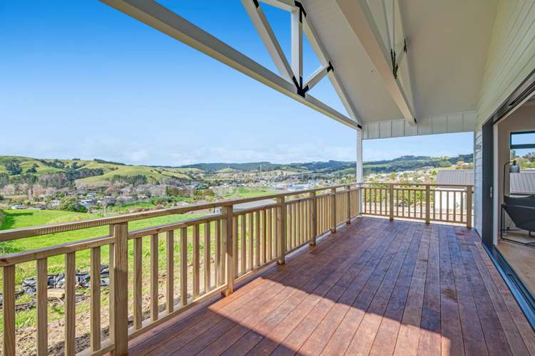 4D Forlong Rise Helensville_22