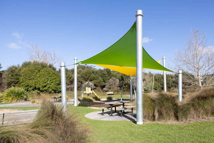 172 Harris Drive Silverdale_15