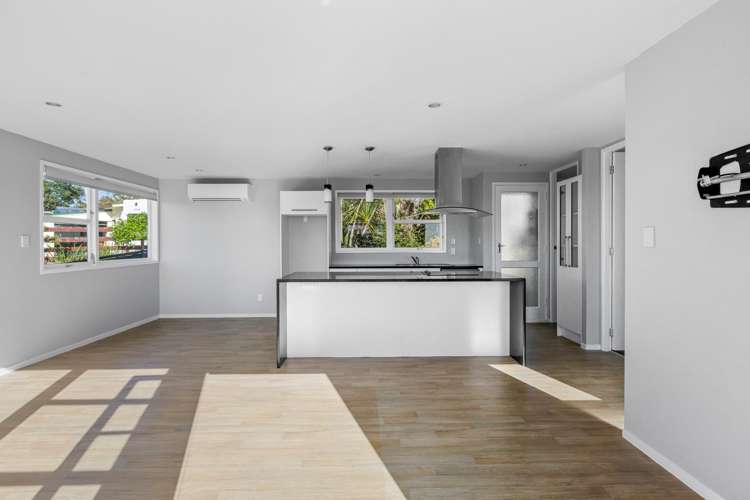 18a Rishworth Avenue_4