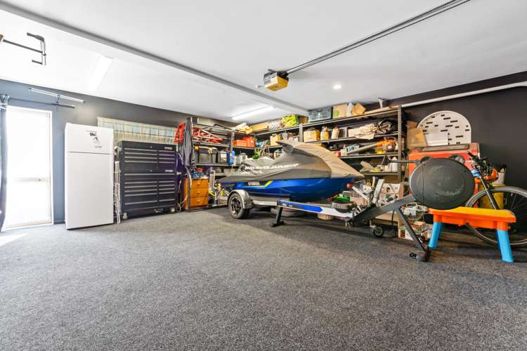 210 East Coast Road Forrest Hill_22