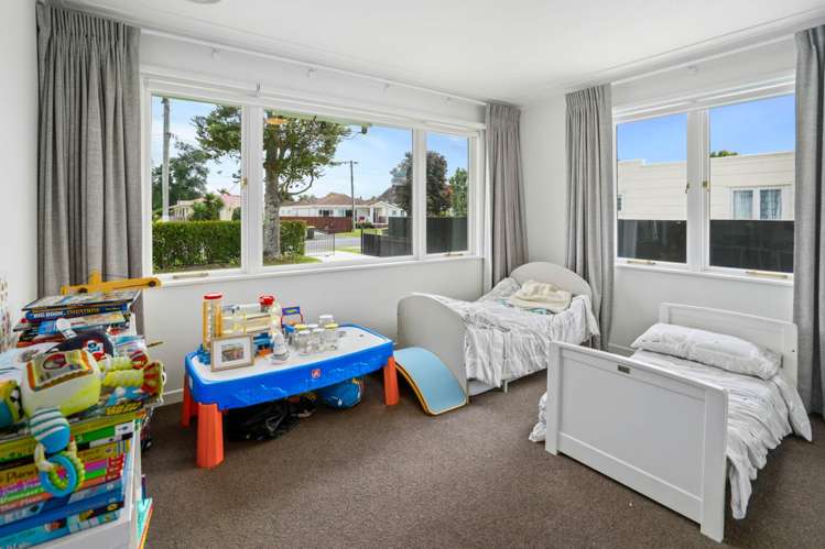 13 Peachgrove Road Te Atatu Peninsula_4