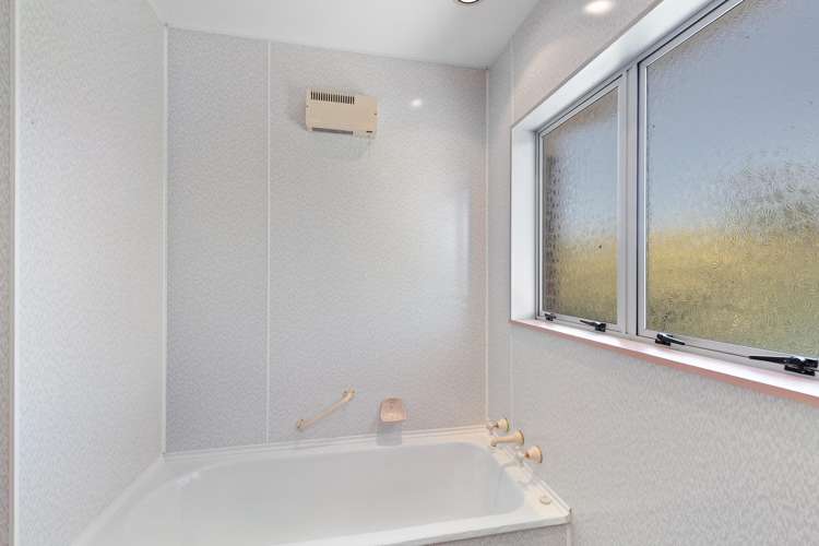 16 Oakland Street Mataura_17