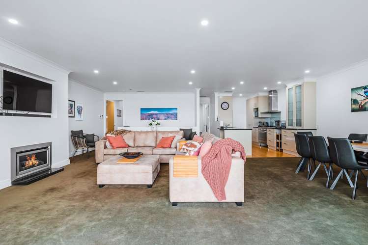 3/88 Lake Terrace Central_7