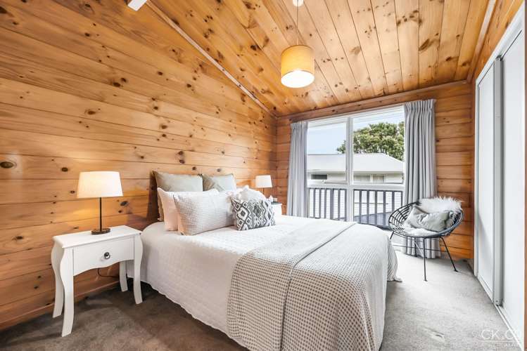 224 Dowse Drive Maungaraki_9