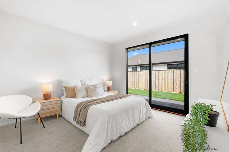 15 Samantha Lawry Road Wigram_10