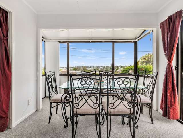 23A Raines Ave | Forrest Hill | North Shore City | Houses for Sale ...