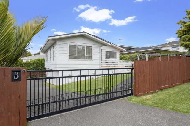 45 Nui Mana Place Te Atatu South_2