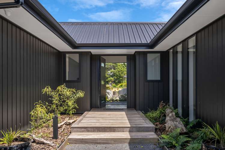 8 Parua Cemetery Road Parua Bay_17