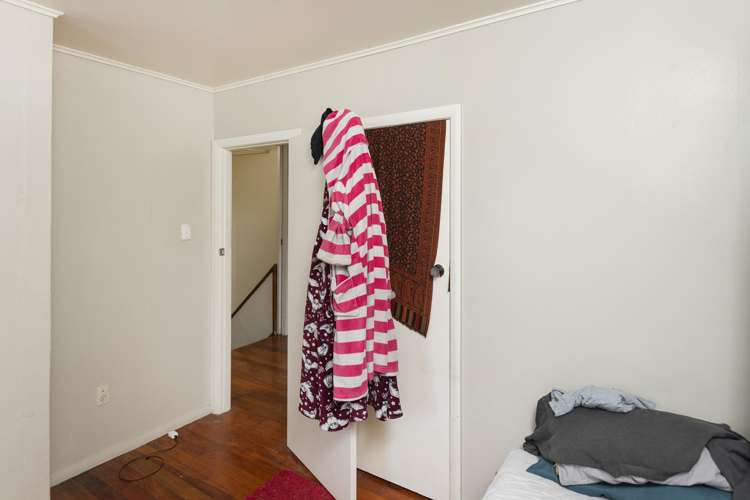 11-17 Cambridge Terrace Kaiti_6