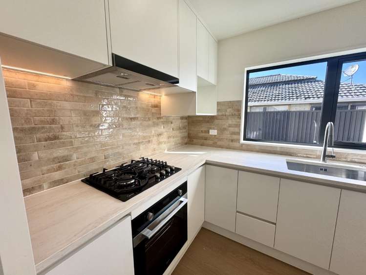 8a Gorrie Ave 1662_2