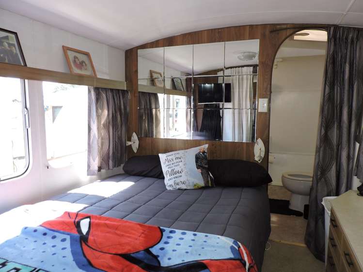 B4/473 Thames Coast Road Te Puru_11