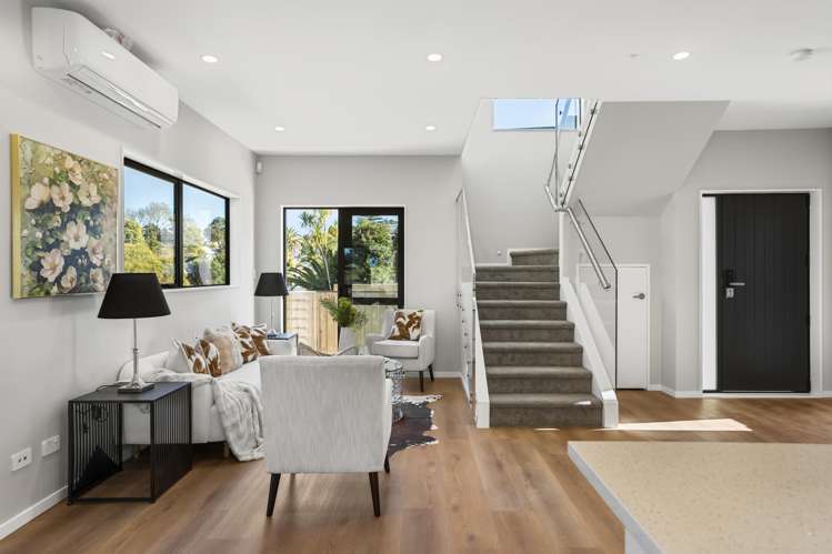 6/71 Chivalry Road Glenfield_16