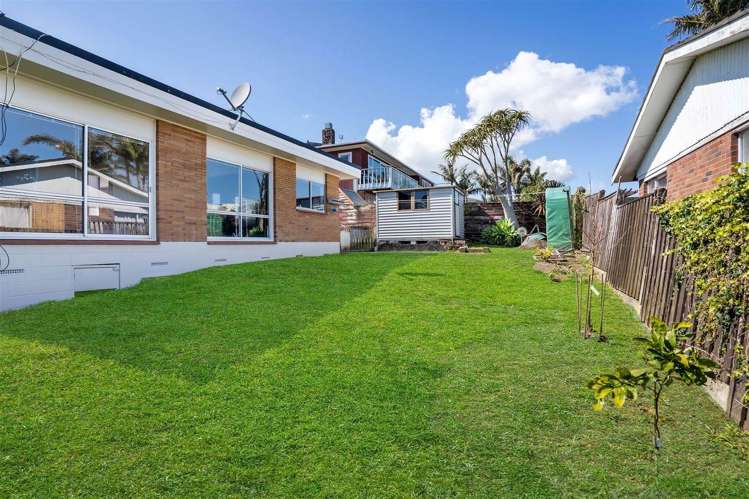 25 Clovelly Road Bucklands Beach_15