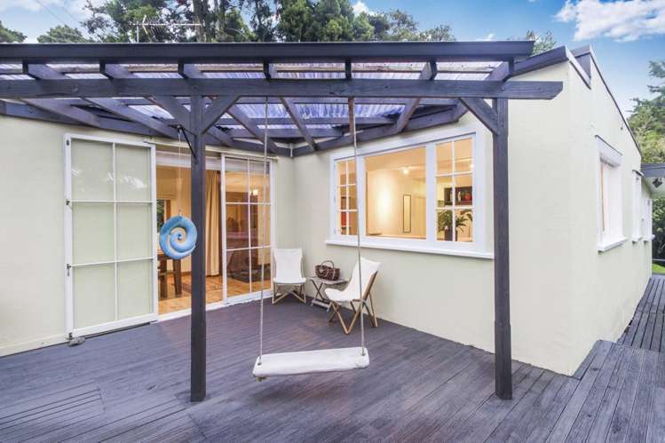 76 Laingholm Drive Laingholm_20