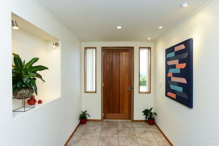 131 Tironui Drive Taradale_18