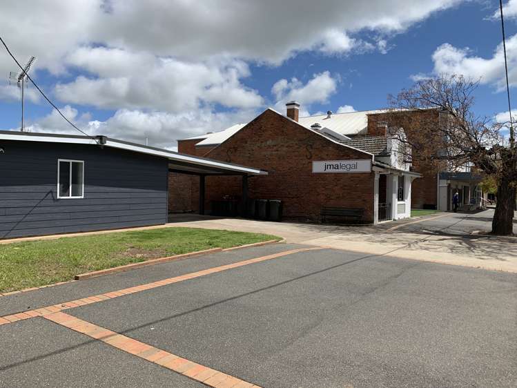 1/95 Broadway Street Junee_1