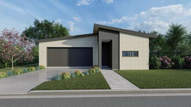 Beautifully custom designed 3 bedroom home in Lockerbie (Lot 33)