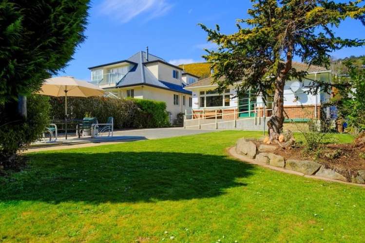 421 North Road North East Valley_14