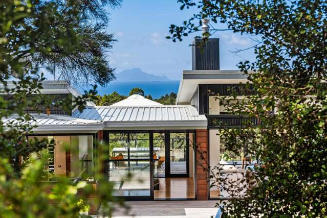 Looking for something truly special? - FOR RENT - 195 Cullen Road, Waipu