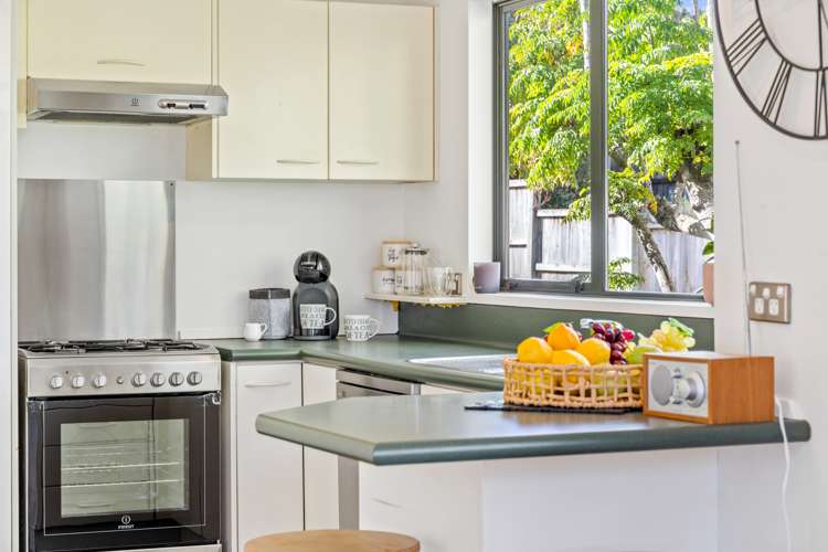 2/21 Tobruk Crescent Milford_7