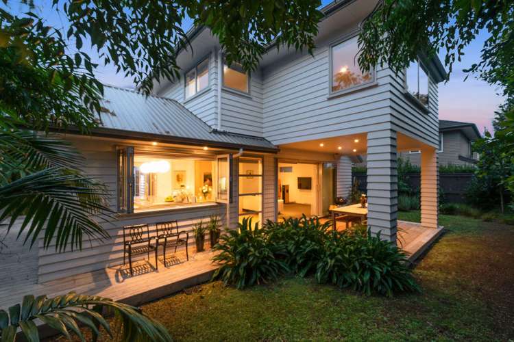 17 Spinnaker Drive Te Atatu Peninsula_14