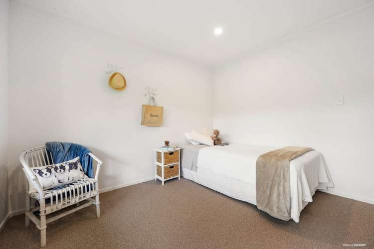 10 Trust Place Sunnyhills_14