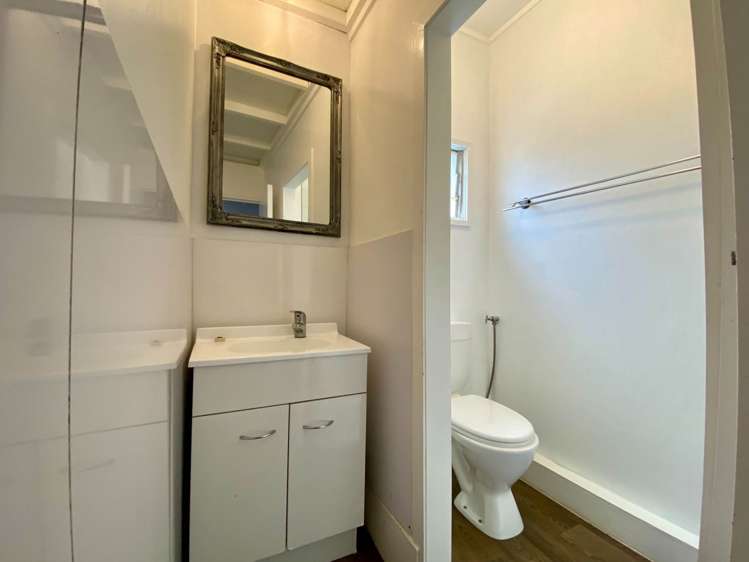 3/5 East Coast Road Milford_7