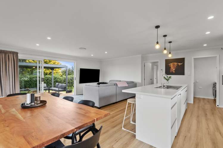 59 Sherwill Street East_2
