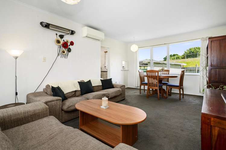 2/39 Mills Street Boulcott_6