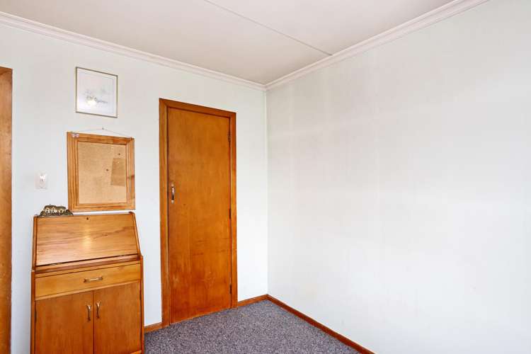 62 Lothian Crescent Strathern_11