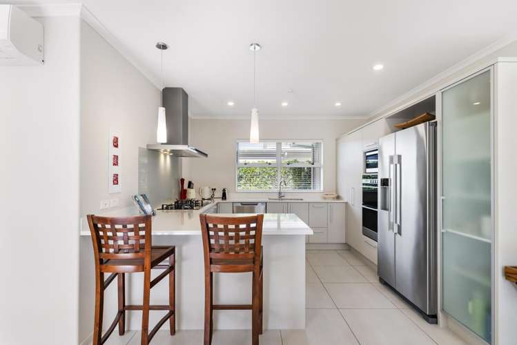 7 Andalusian Way Karaka_6