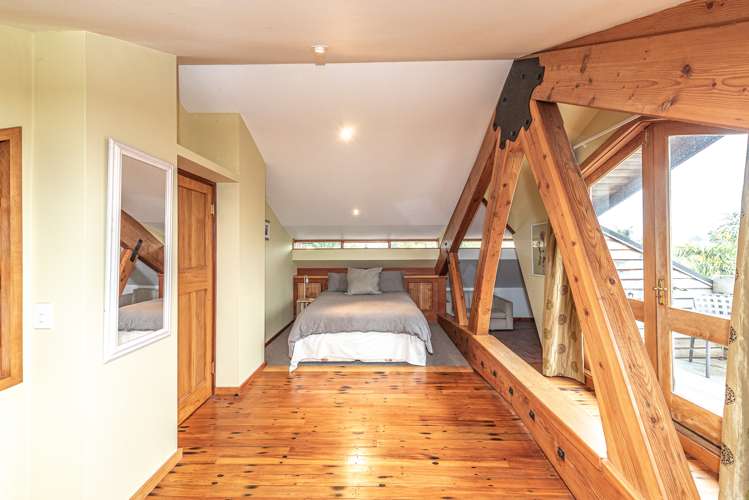 19 Riverbank Road Okoia_12