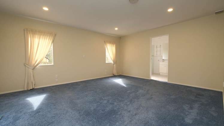 11 Hogarth Rise West Harbour_18