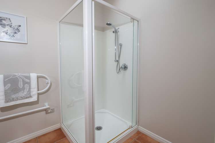 18 Catherwood Avenue Allenton_23