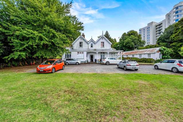 Elevated Epsom boarding house for sale