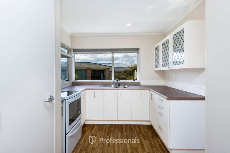 41/17 John Street Trentham_11