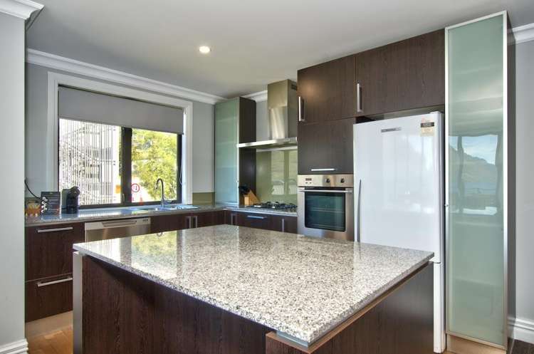 1005/34 Lake Esplanade Queenstown_5