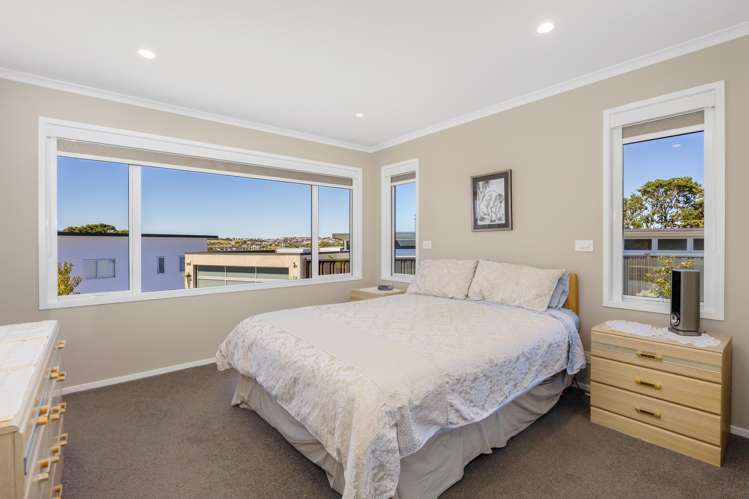 18 Pleasant Way Matakatia_15