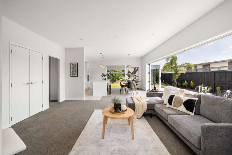 80 Puhirake Crescent Pyes Pa_1