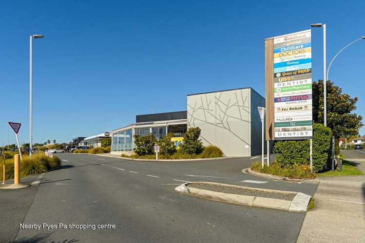 32 Fairfax Crescent Pyes Pa_21