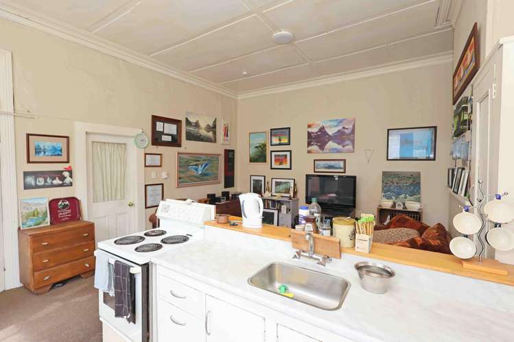 35 Queens Drive Richmond_12