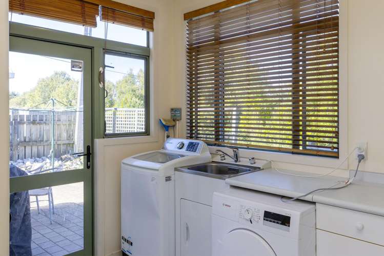 905 State Highway One Waitahanui_19