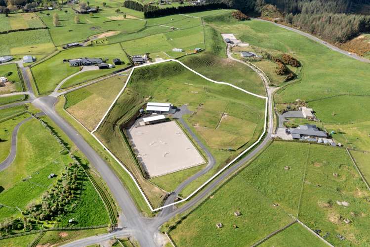 16 Betty May Drive Pyes Pa_6