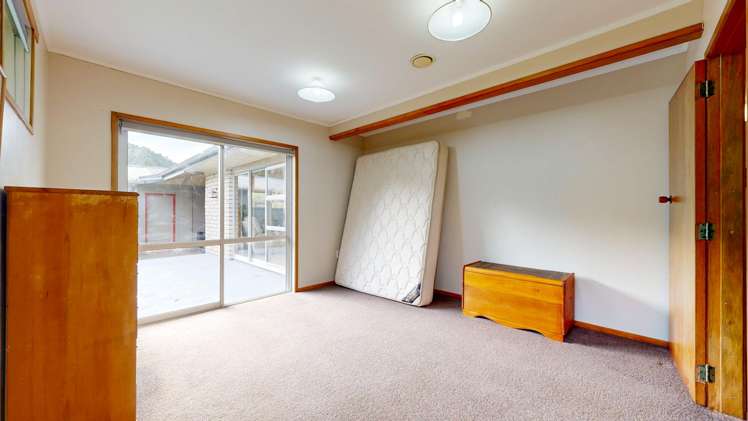 15 Mangotahi Road Thames_11